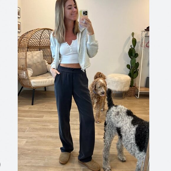 lululemon athletica Pants - Lululemon Black Softstreme High-Rise Straight Leg Pant Black Size 4